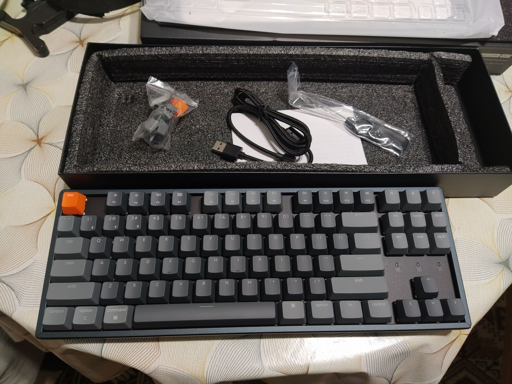 Keychron K8 клавиатура