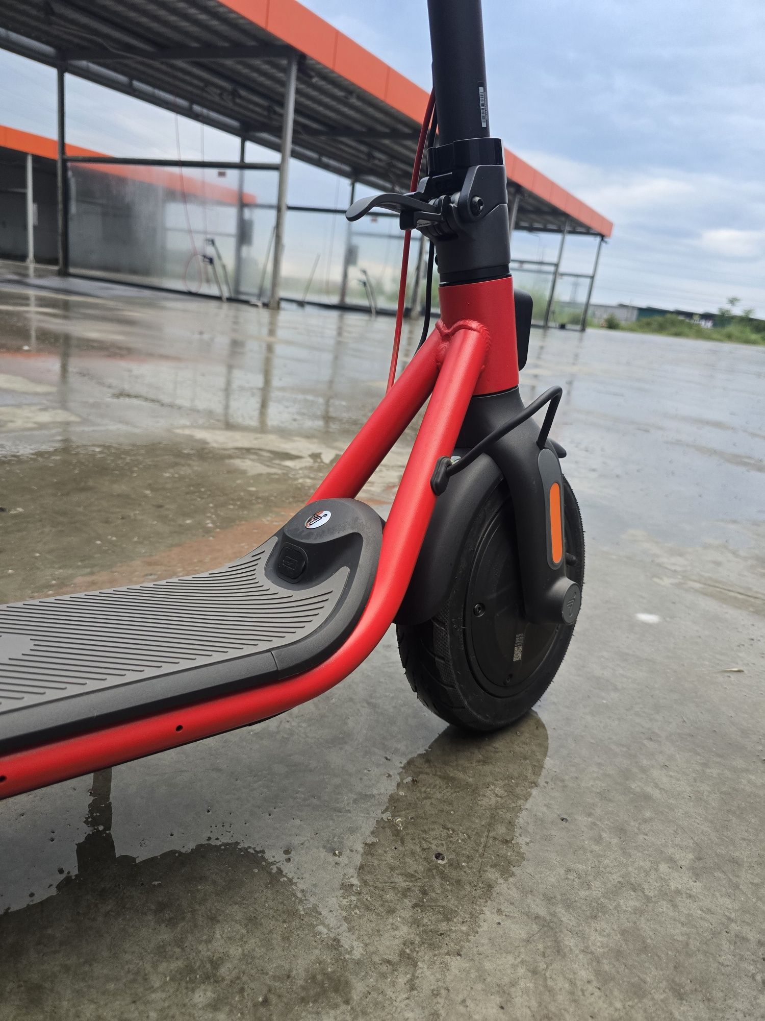 SEGWAY NINEBOT 40KM RANGE Тротинетка/ електрически скутер
Тротинетка /