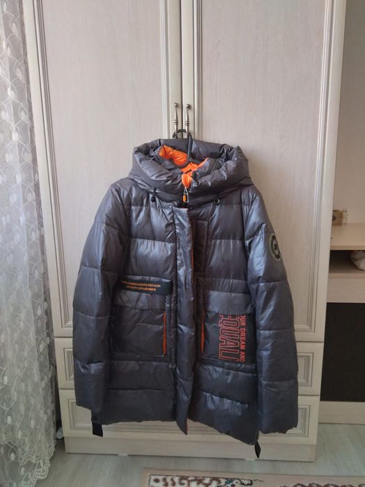 Продам зимнюю куртку