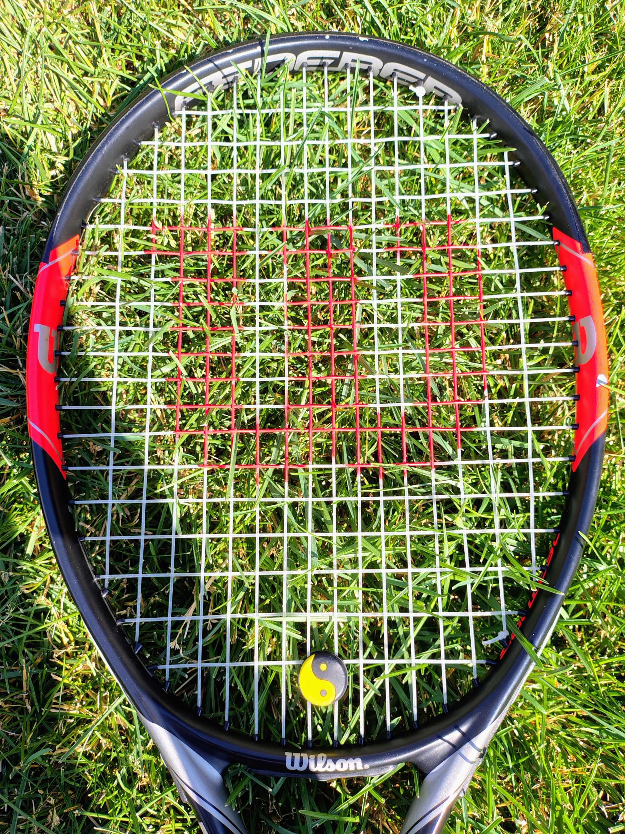 Тенис ракета wilson federer team 105