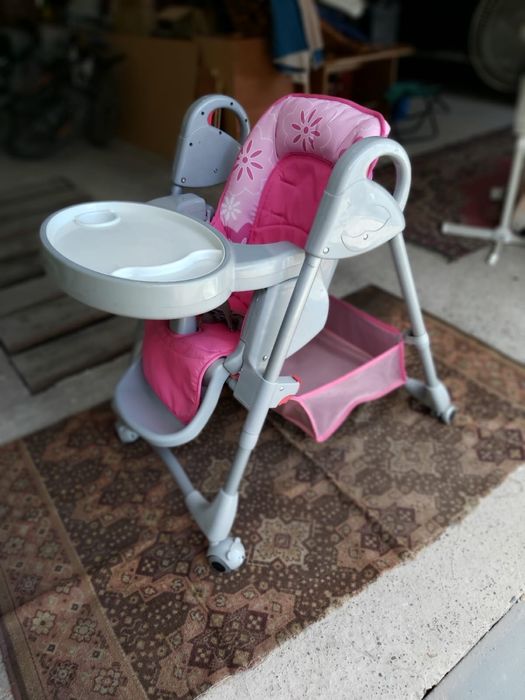 Детский стульчик для кормления
