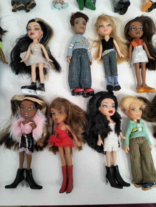 Set păpuși mini Lill Bratz 12