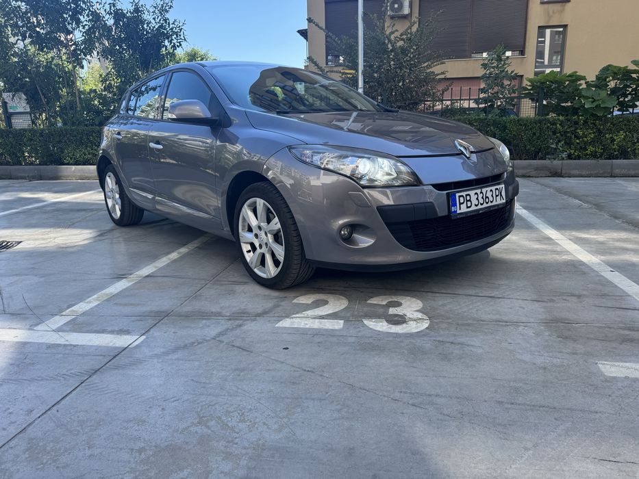 Renault Меган 2012 г Дизел