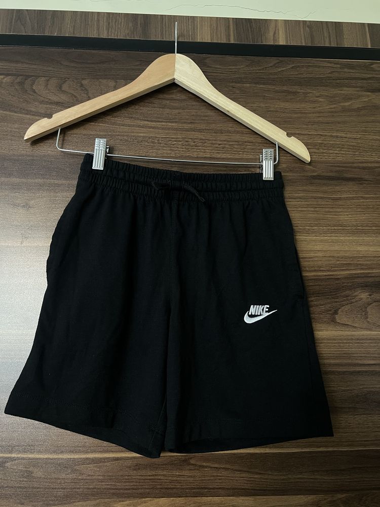 Спортен комплект nike