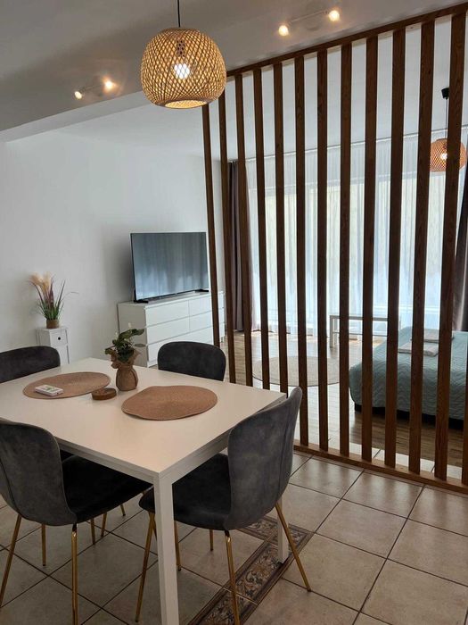 Garsoniera -la casa- zona centrala