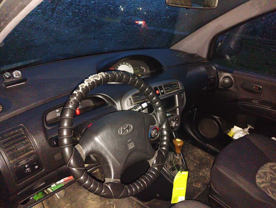 Продавам Хюндай Матрикс 1.5d