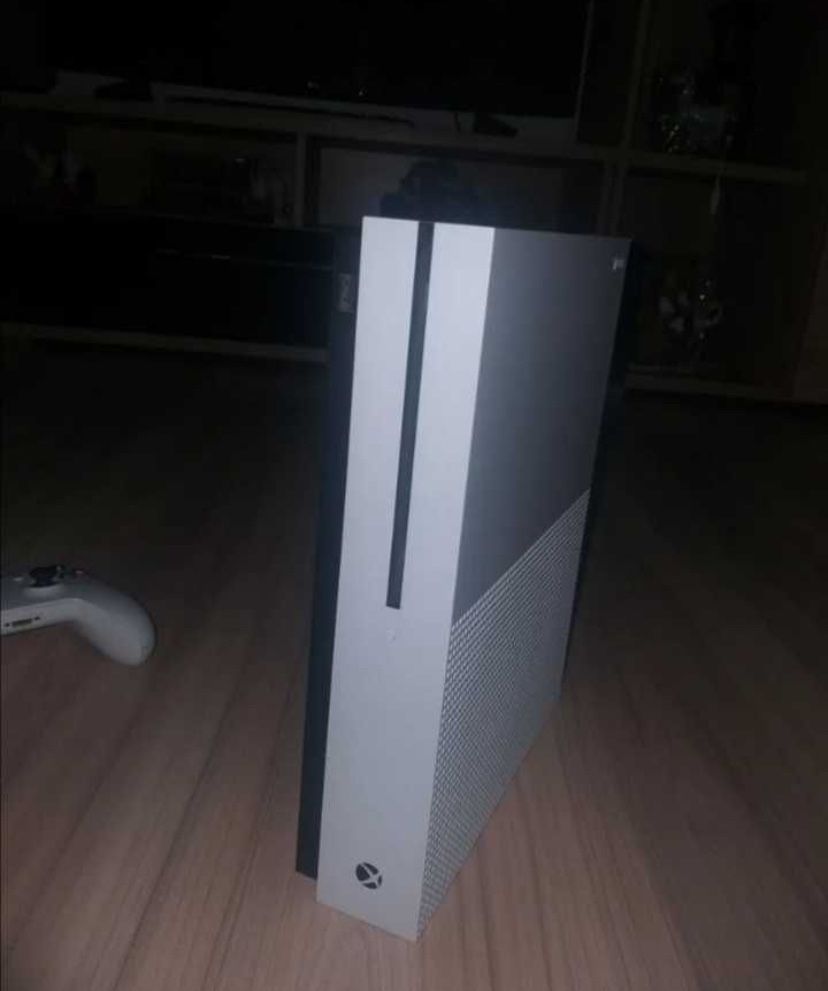 Xbox One S îngrijit!