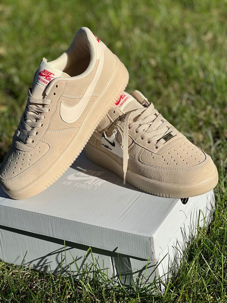 Adidasi Air Force 1 Bej