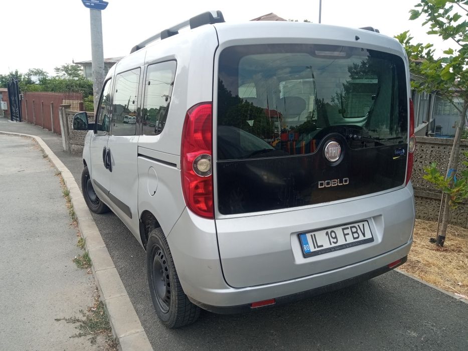 Fiat Doblo 7 locuri 1.6 motorina 2012