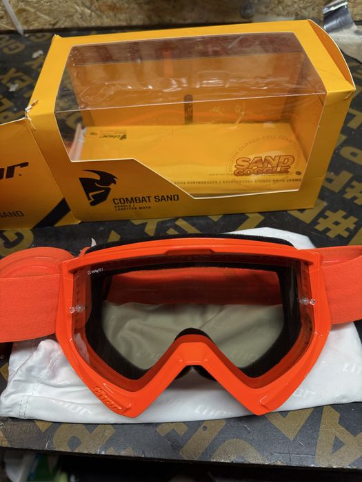 Продавам очила THOR