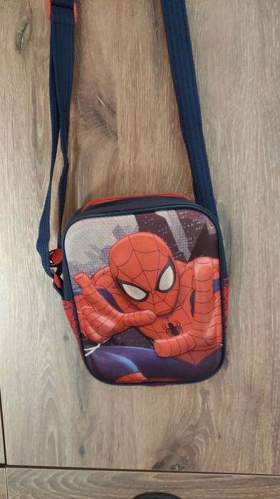 Чантичка на Спайдърмен