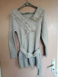 Дамски пуловер със колан