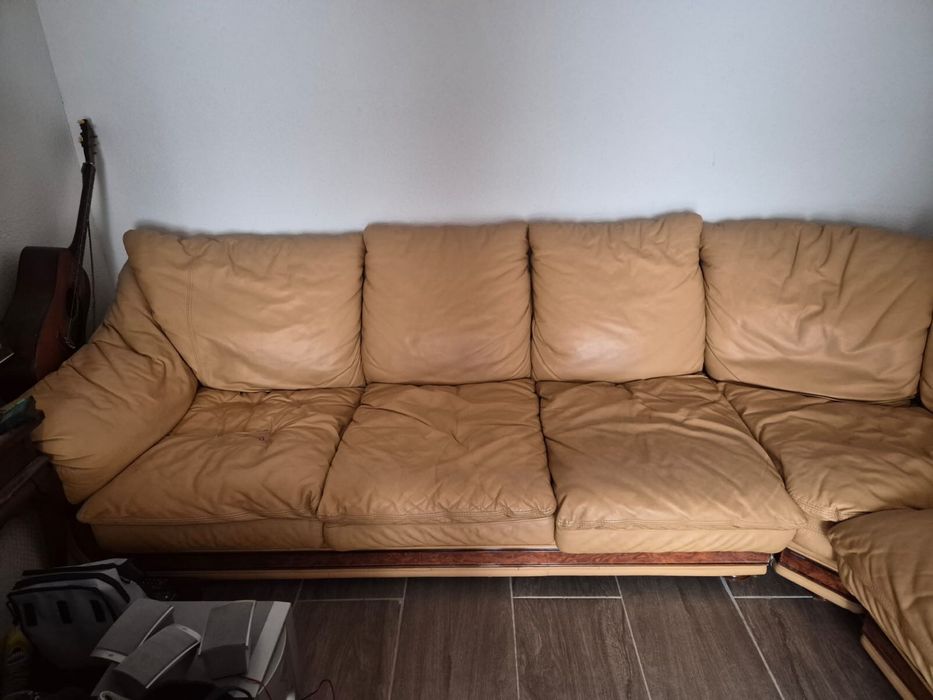 Vand canapea din piele