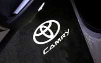 Подсветка дверей с логотипам Camry