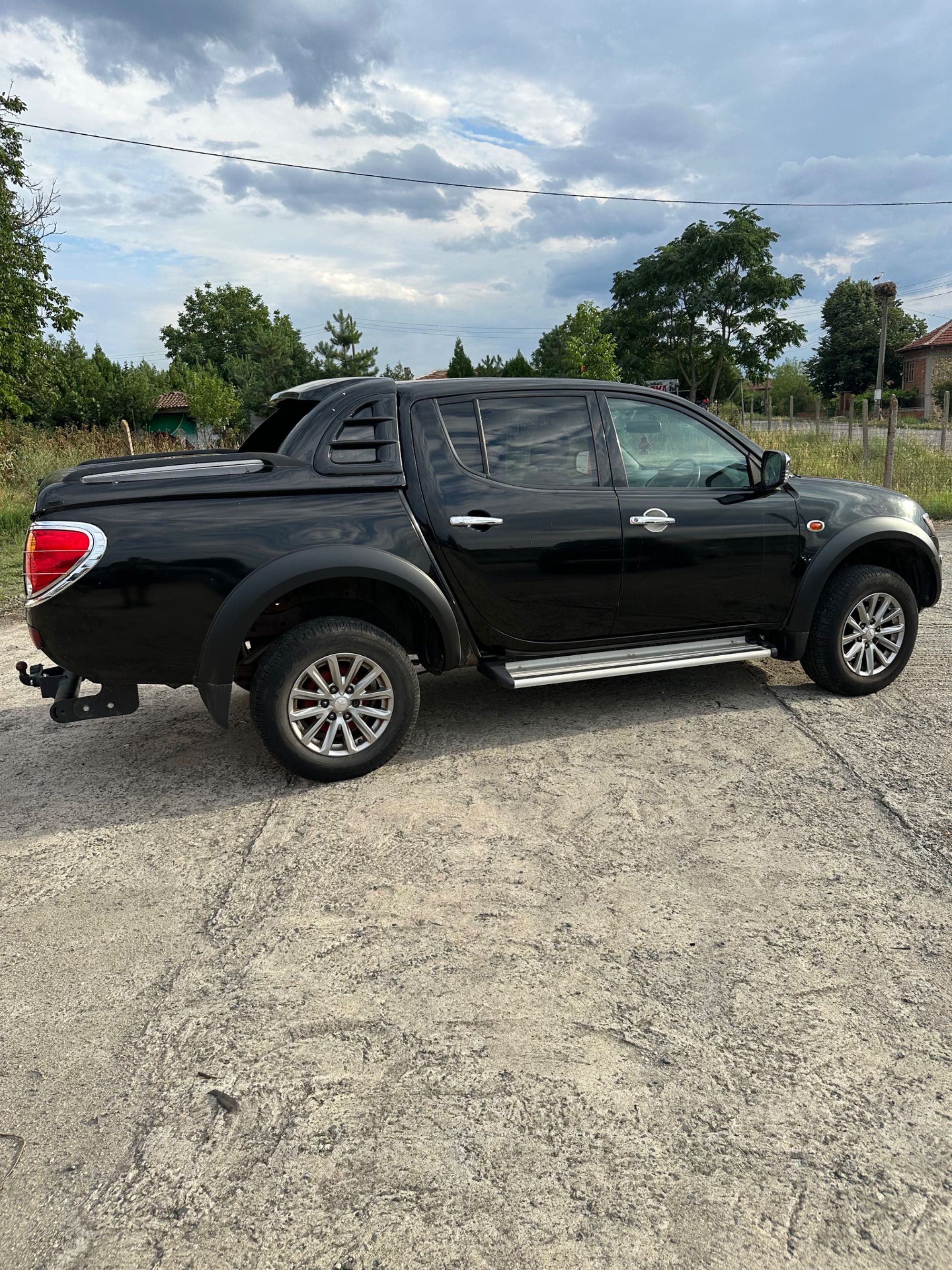 Mitsubishi L200/митсубиши L200на части