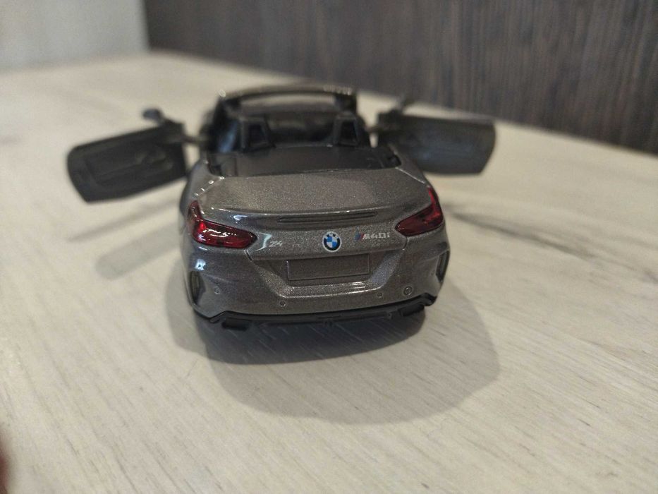 Метална количка BMW Z4 M40i !!!