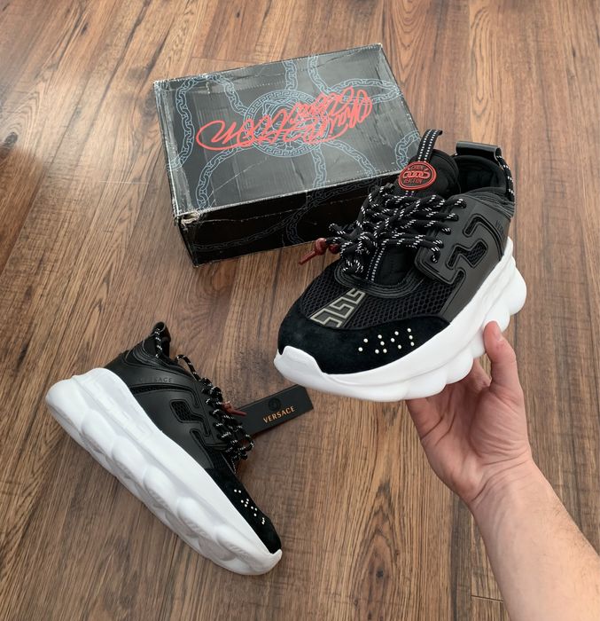 Versace Chain Reaction • STOC: 39,40,42,43,45 • Livrare 1-2 zile •