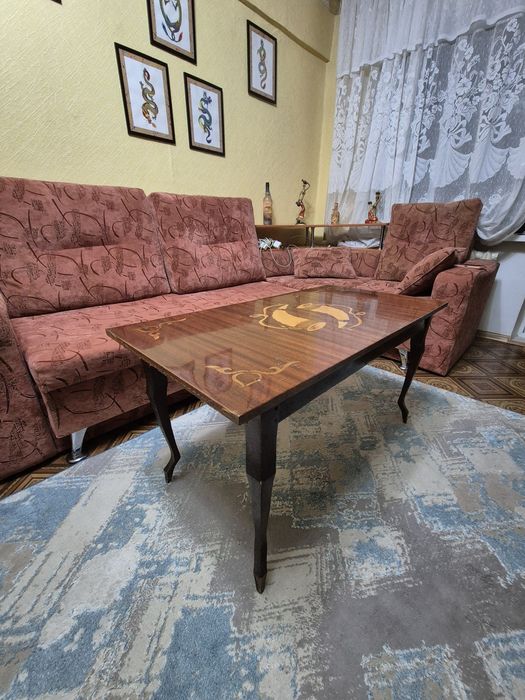 Продам журнальный столик