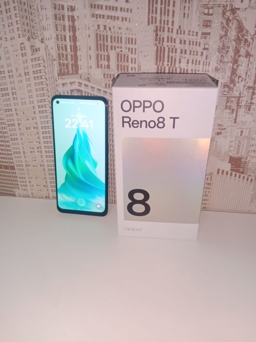 Продаю телефон oppo