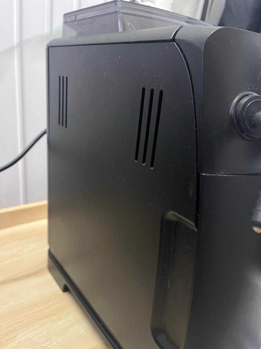 Espressor automat Gaggia Cadorna Milk, 10 bauturi , Negru.