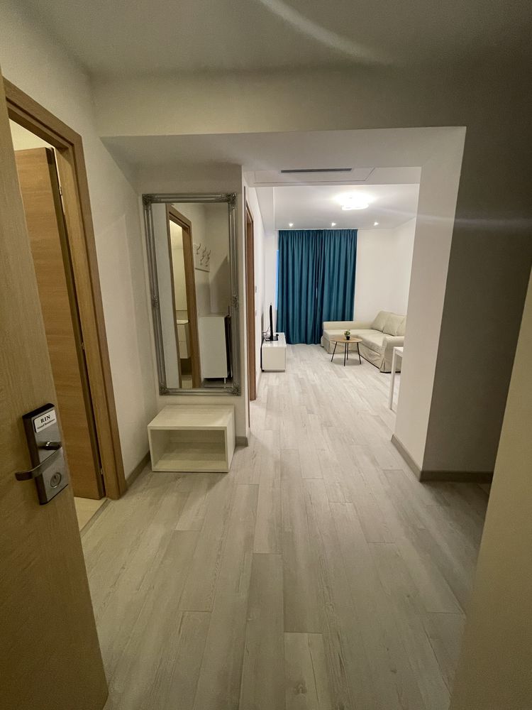 Închiriez apartament regim hotelier