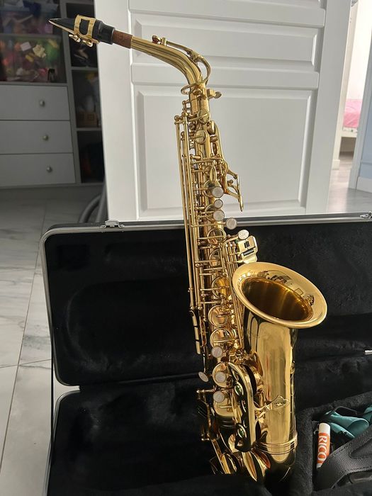 Срочно! Продаётся  саксофон