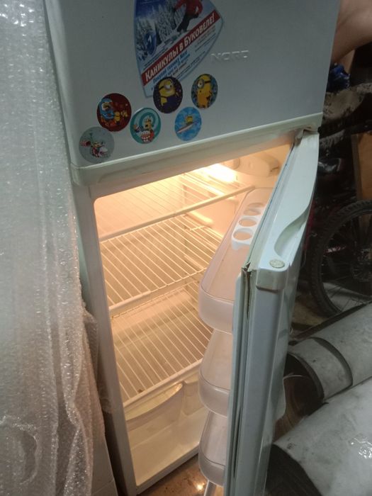 Продам холодильник