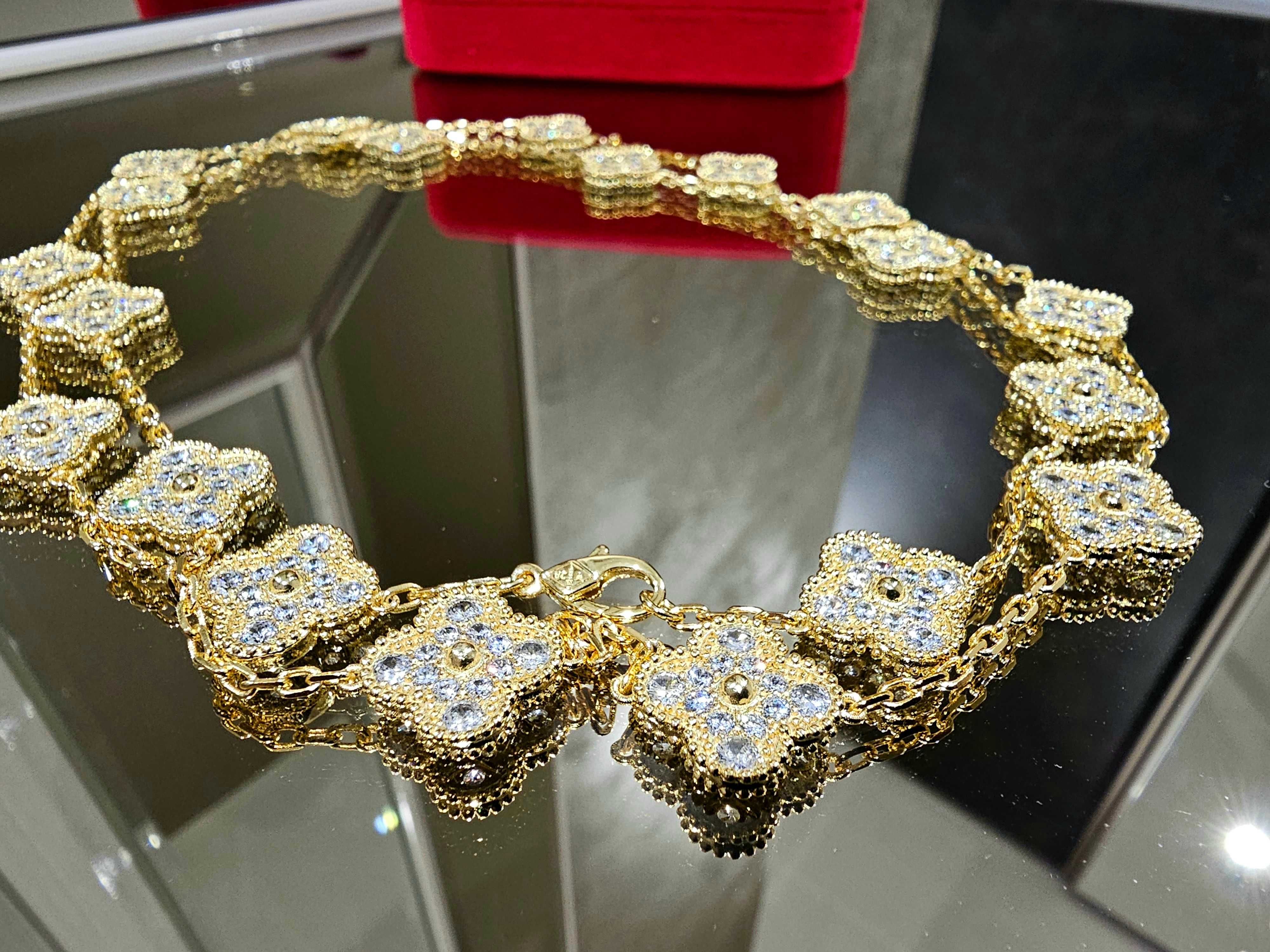Van Cleef & Arpels VCA Gold Diamond Alhambra 20 Motifs Дамско Колие