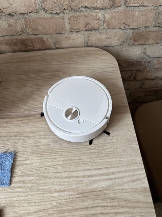 Детский робот пылесос