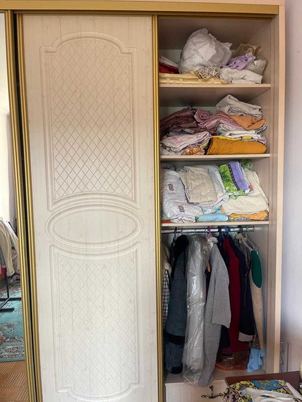 Продам шкаф-купе