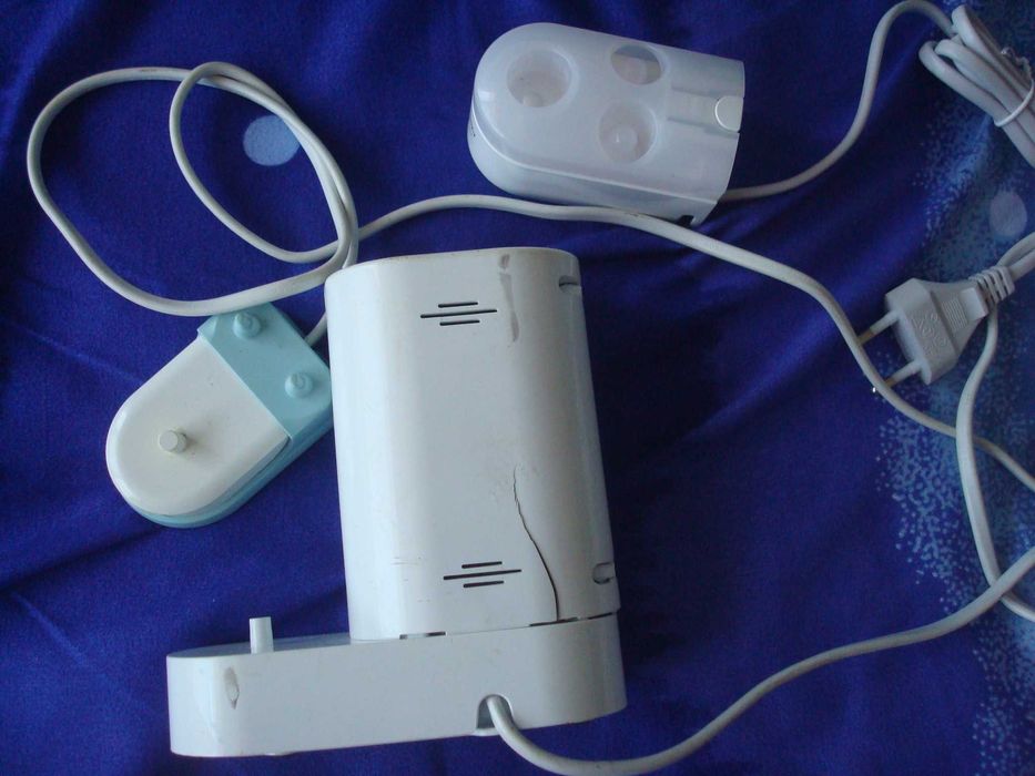 Incarcator periuta electrica HX6160/D Philips Sonicare UV Sterilizator