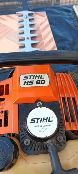 Vând drujbă gard viu