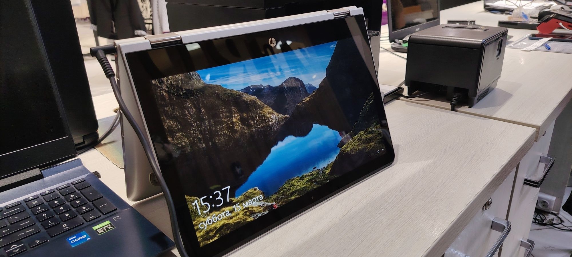 Kompyuter hp 360° sensorli