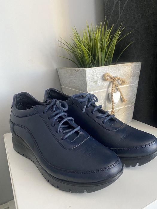 Естествена кожа обувки