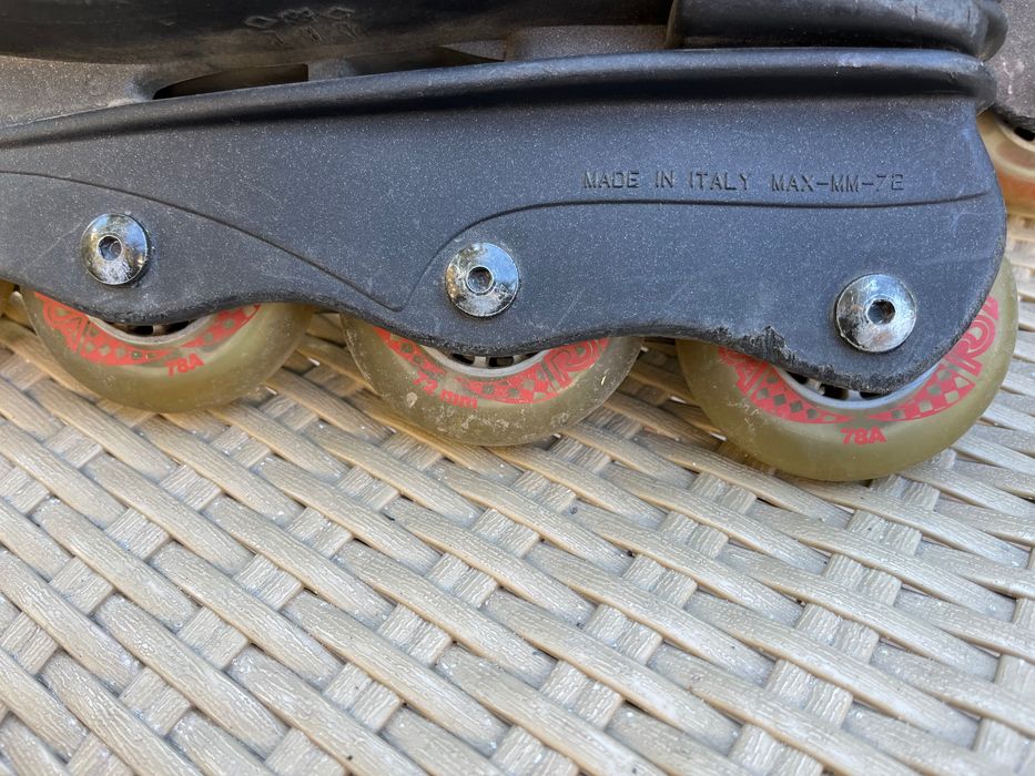 Role reglabile nr 32--36