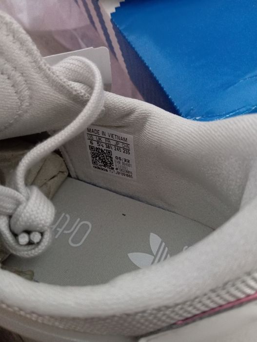 Adidas ozweego mărime 38.5 24 cm preț fix