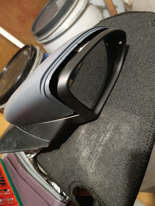 Ел.огледало за Голф 7 2015 г.прибиращо се.