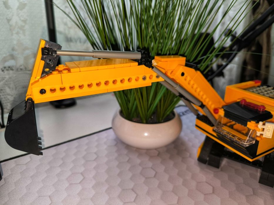 Lego - Excavator