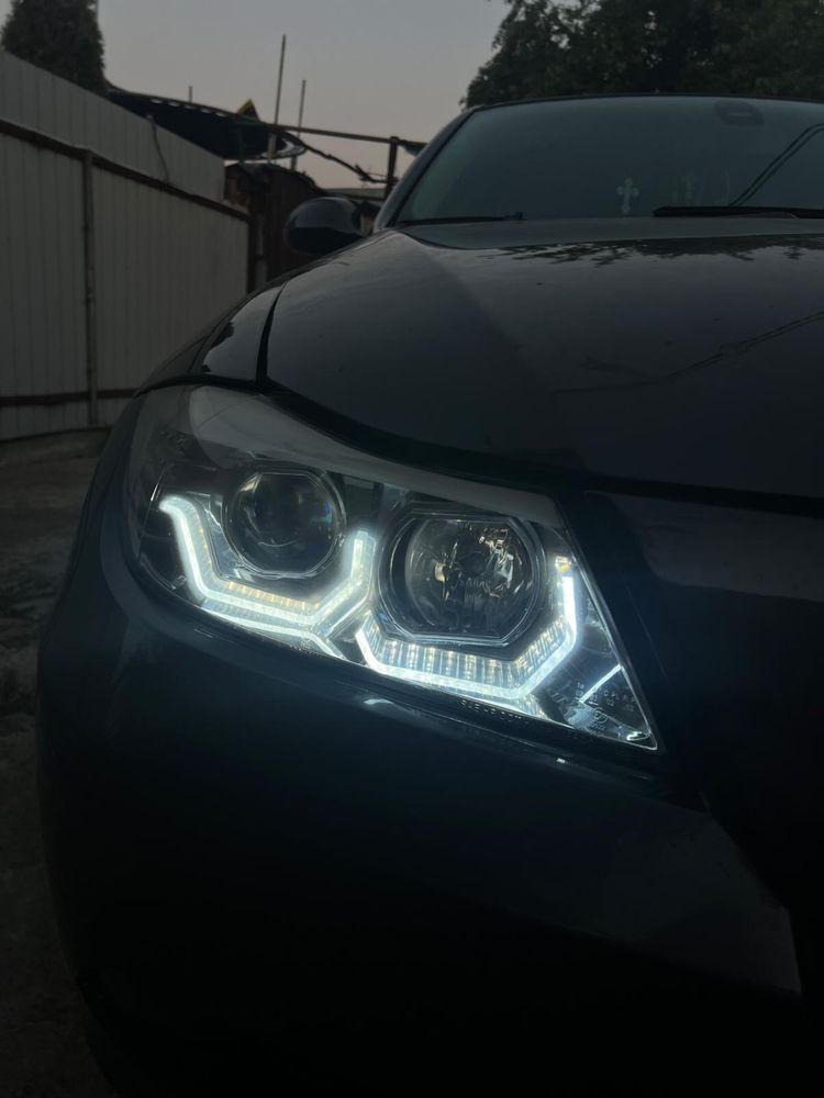 Faruri 3D LED Angel Eyes