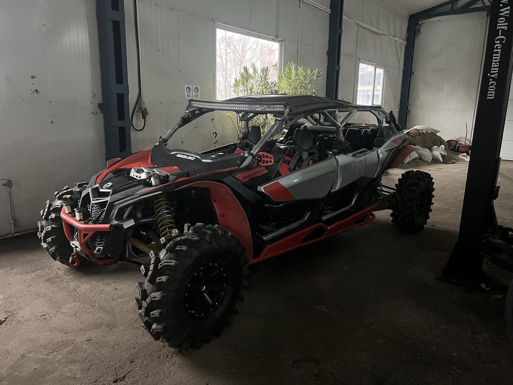 Can am Maverick 4 locuri 2019