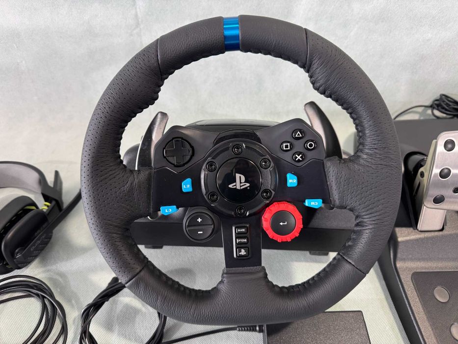 Волан и слушалки - Logitech Driving Force G29 PS3/PS4/PS5/PC