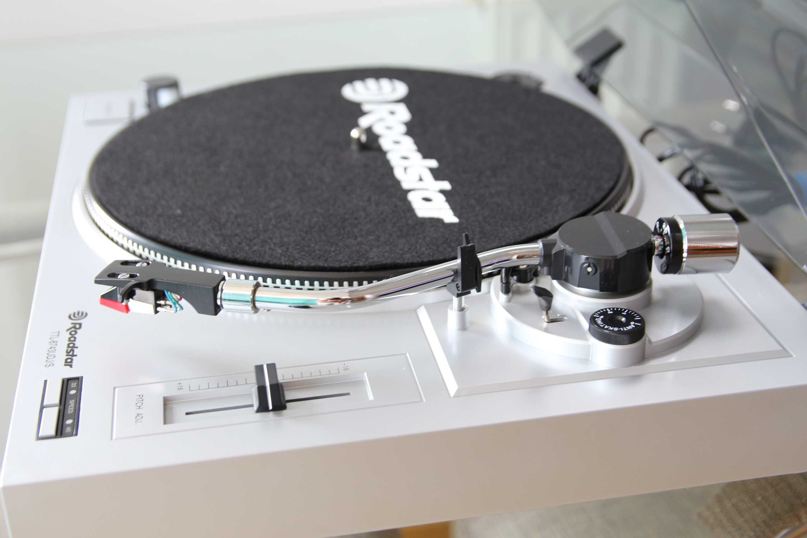 Roadstar TTL8743UDJ/S, USB, iesire Linie si Phono