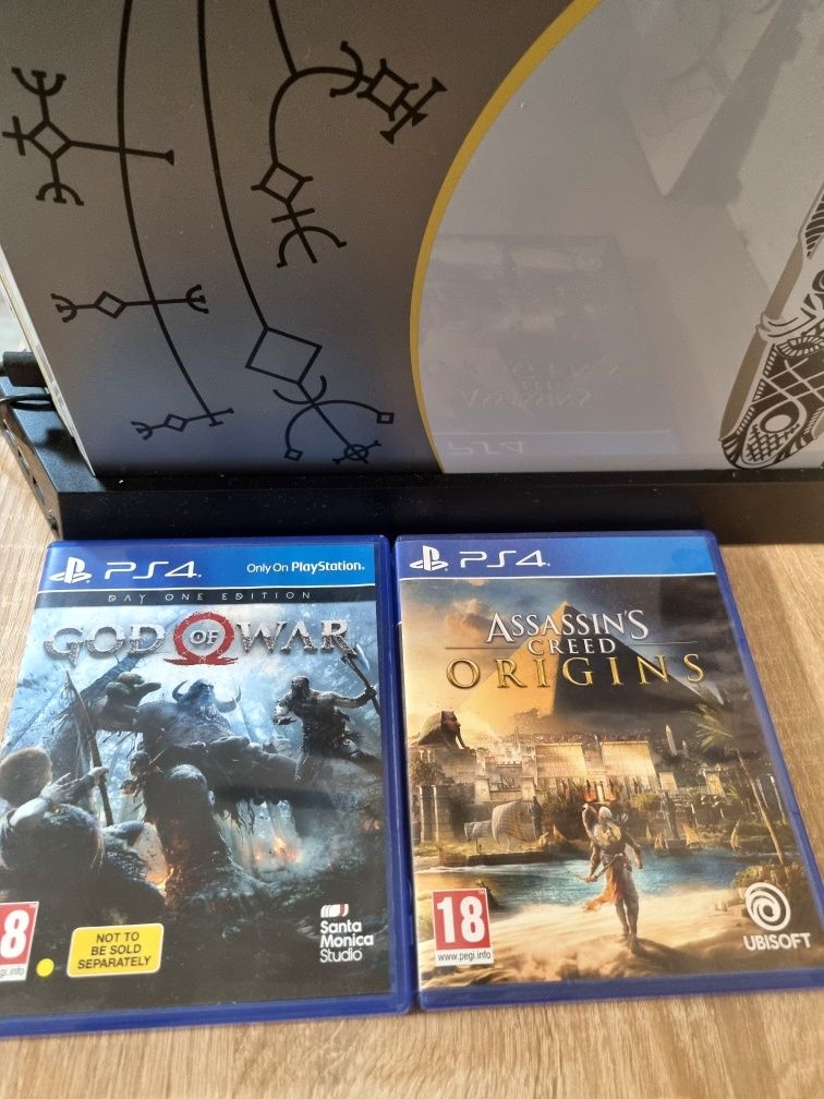 Vand PS4 PRO GOD OF WOR  edition