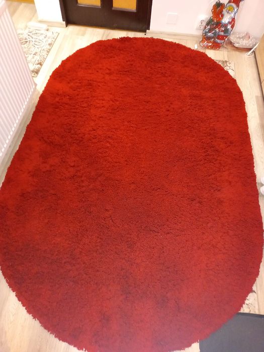 Vand Covor in stare foarte buna