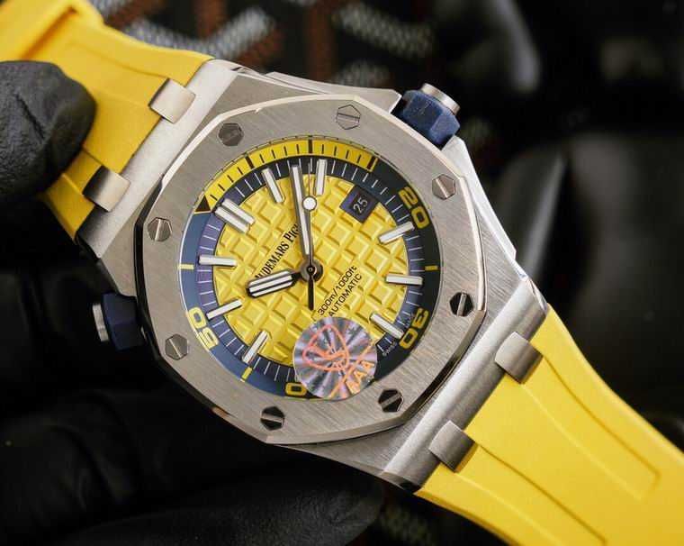 Audemars Piguet Royal Oak Offshore Diver с автоматичен механизъм