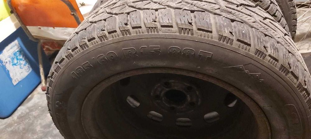 Anvelope de iarnă stare excelentă
