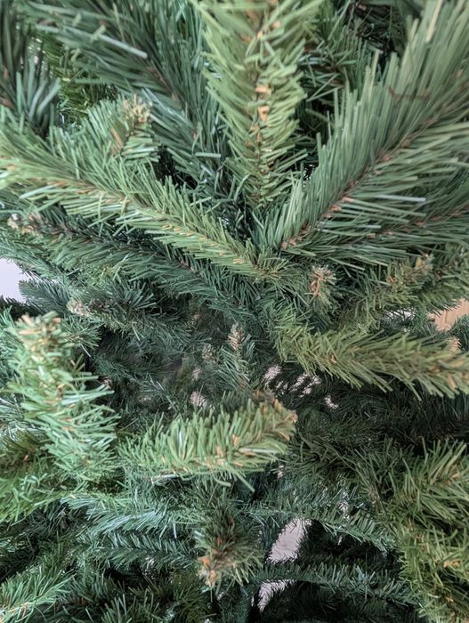 Brad artificial verde 2.2m / Artificial Christmas tree green 2.2m