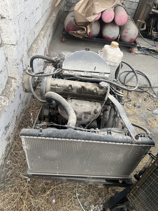 Движок 15 киловаттни матор 1.8