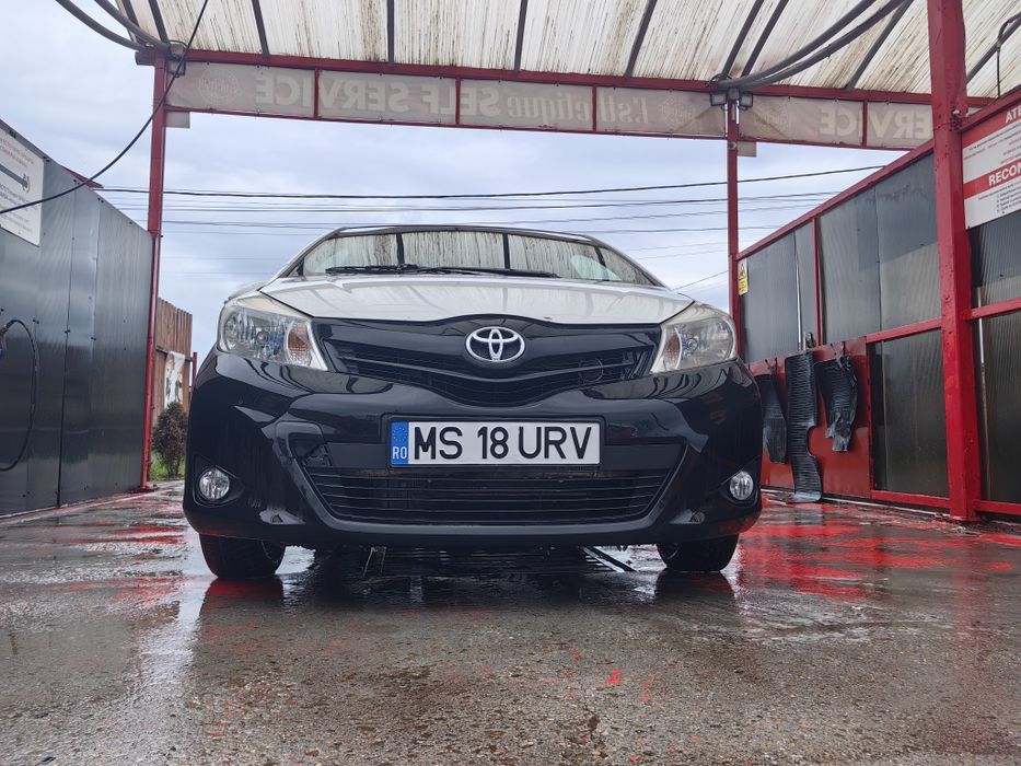 Toyota yaris 2013