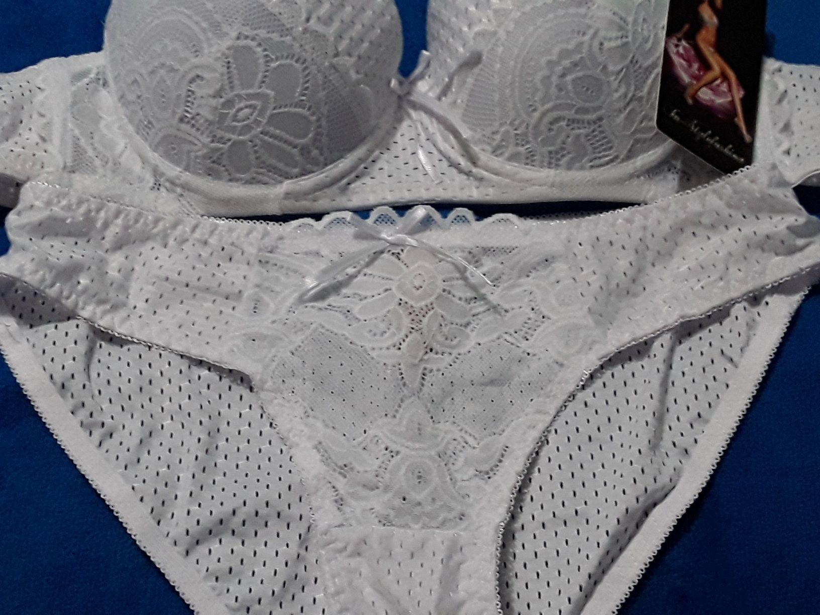 Vand Set  Lenjerie Nou
